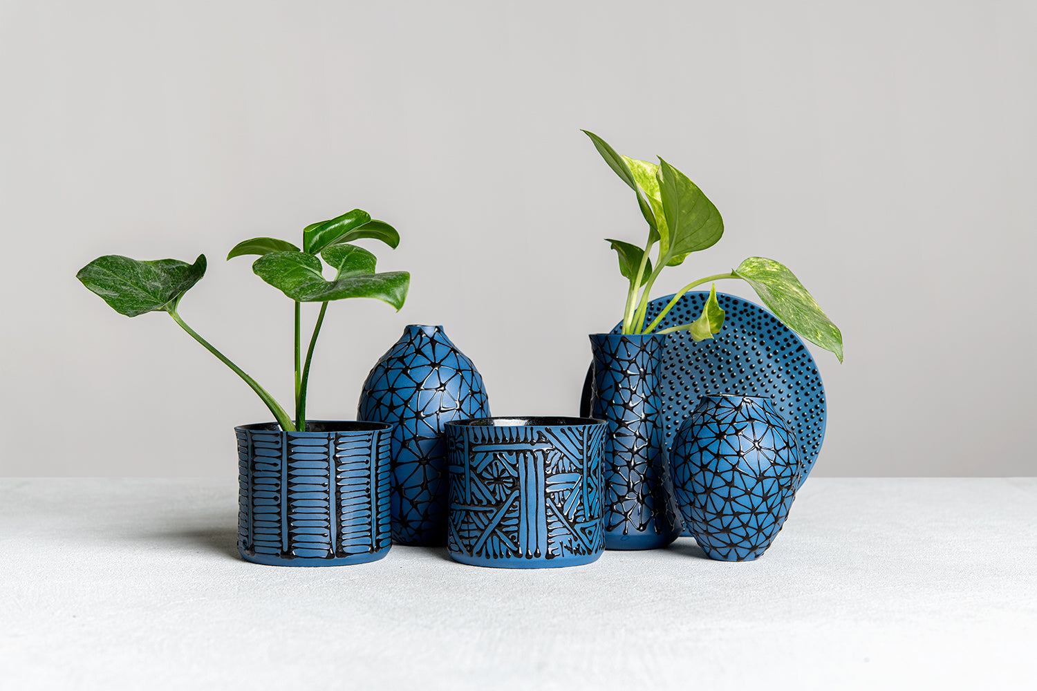 Porcelain Ceramic Planter, Handcrafted Indoor Planter, Multifunctional Ceramic Pot, Slip-Cast Decorative Planter, Home Decor Planter, Succulent Ceramic Pot, Elegant Cylindrical Planter, Colored Porcelain Planter, Artistic Indoor Plant Pot