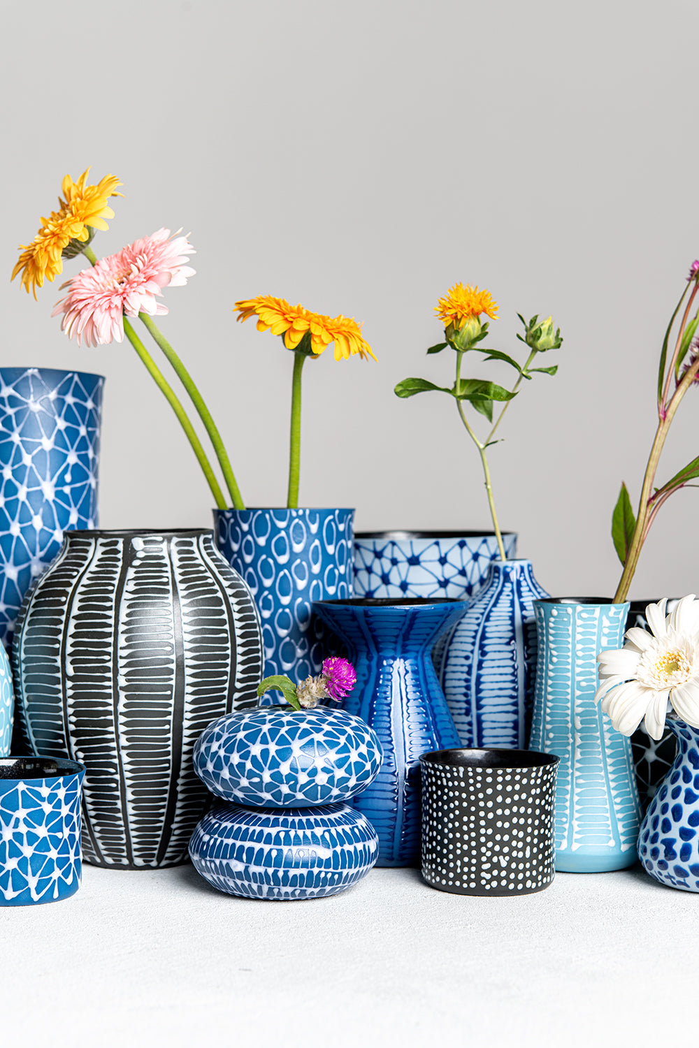 Porcelain Ceramic Planter, Handcrafted Indoor Planter, Multifunctional Ceramic Pot, Slip-Cast Decorative Planter, Home Decor Planter, Succulent Ceramic Pot, Elegant Cylindrical Planter, Colored Porcelain Planter, Artistic Indoor Plant Pot