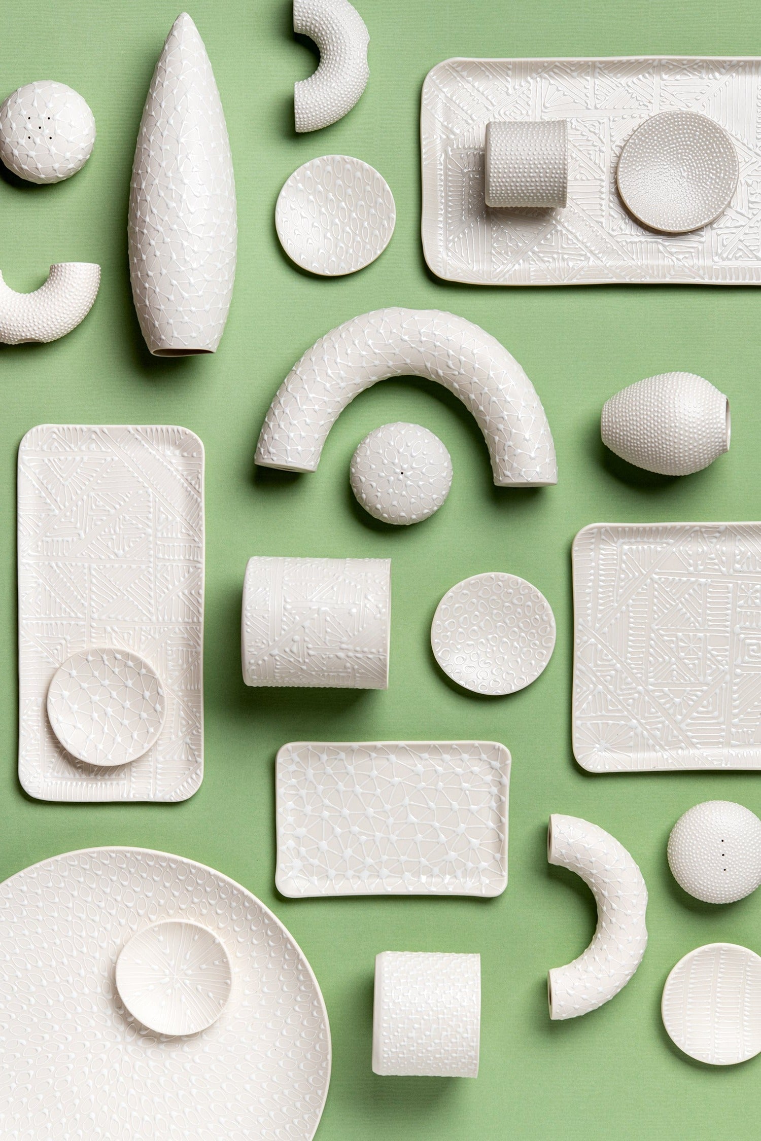 Porcelain Ceramic Planter, Handcrafted Indoor Planter, Multifunctional Ceramic Pot, Slip-Cast Decorative Planter, Home Decor Planter, Succulent Ceramic Pot, Elegant Cylindrical Planter, Colored Porcelain Planter, Artistic Indoor Plant Pot