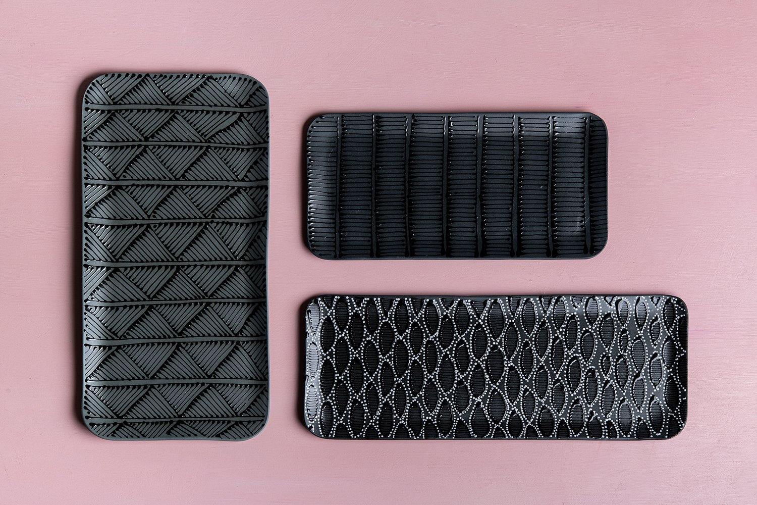 Small Rectangular tray | Black with black ladder strips - Maiyanbenyona