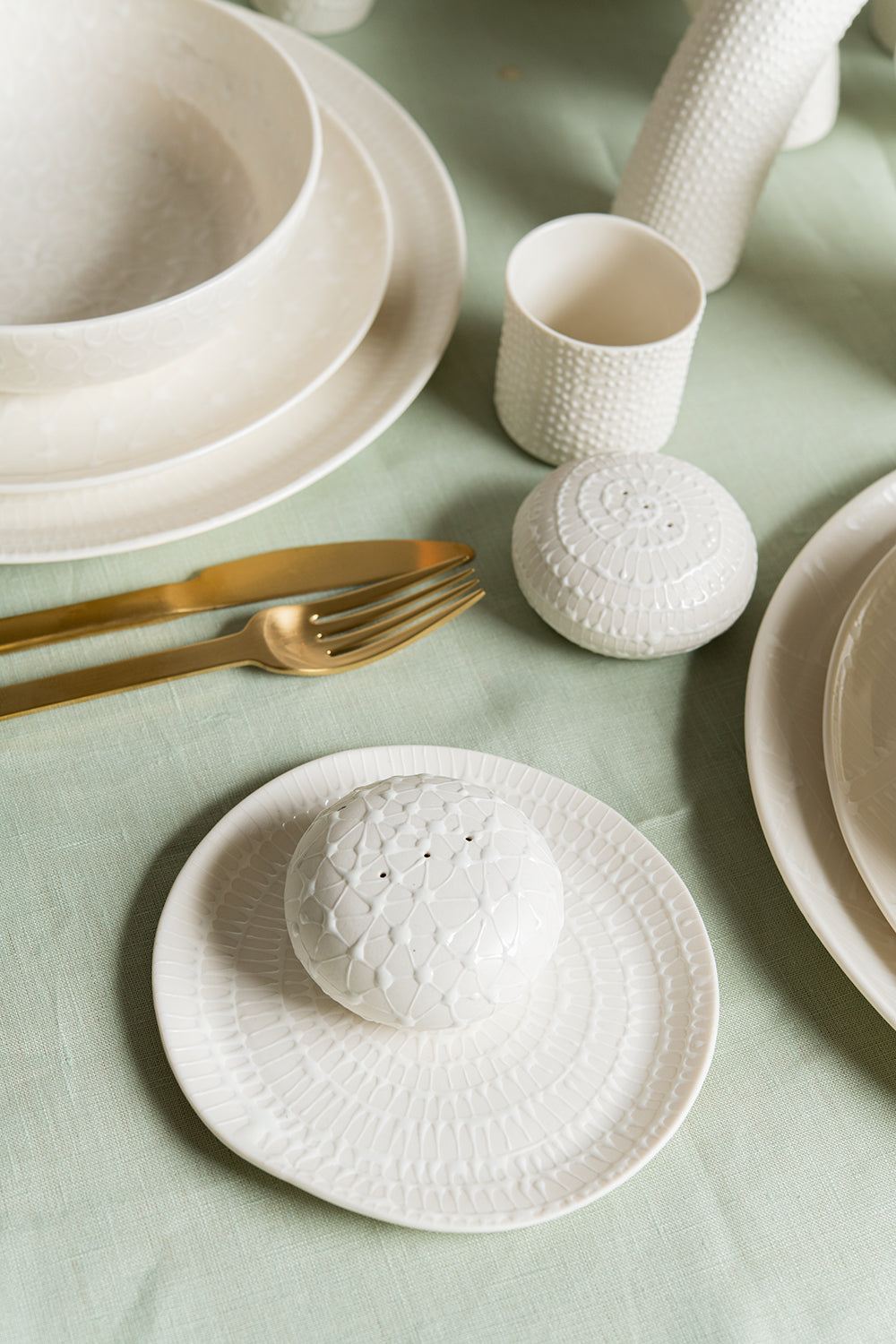 salt and pepper shakers